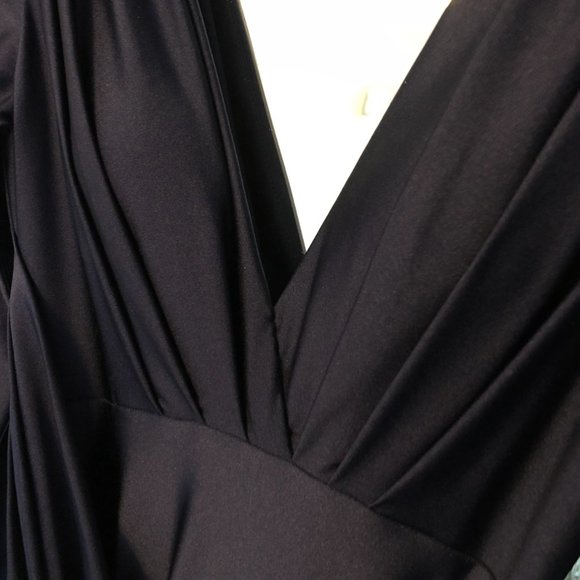 Navy Long Sleeved Gown - Picture 7 of 10